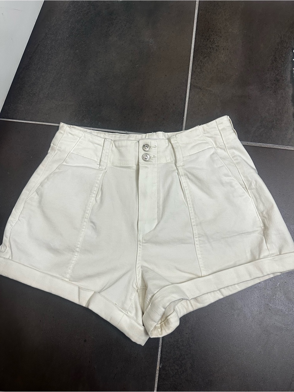 Paige Shorts size 27